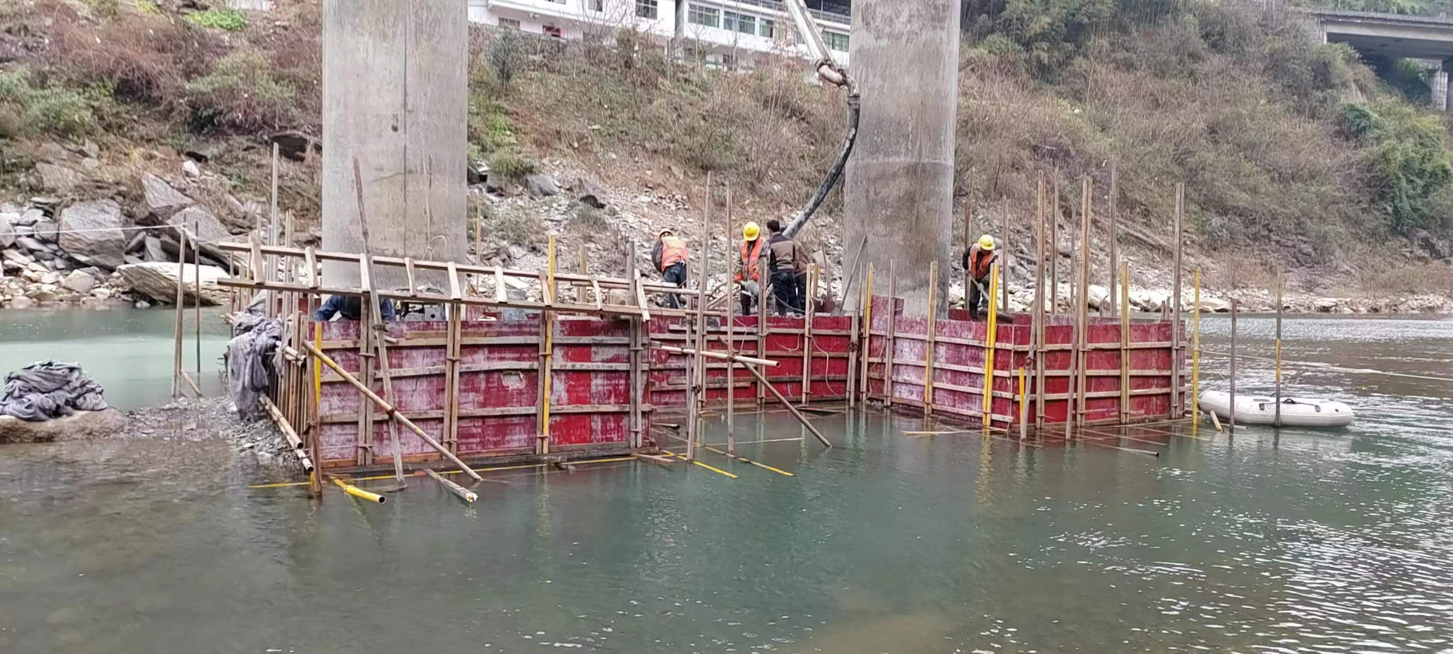 新余水利工程施工中堤坝渗漏原因以及防渗加固技术